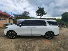 2023 Kia Carnival Diesel 9-Seater Signature — фото 2