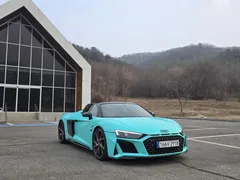 2021 Audi R8 5.2 V10 Performance Spyder, чёрный — фото 6