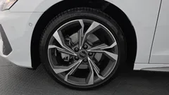 2023 Audi A3 40 TFSI Premium, белый — фото 5