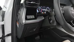 2023 Audi A3 40 TFSI Premium, белый — фото 13