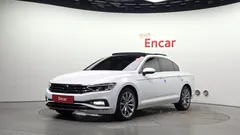 2022 Volkswagen Passat 2.0 TDI Prestige — фото 1