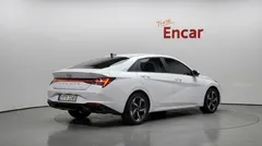 2023 Hyundai AVANTE Inspiration, белый — фото 2