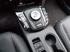 2023 Kia Seltos Gasoline 2.0 2WD, белый — фото 9