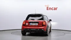 2023 Mini Cooper JCW — фото 4