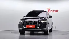 2021 Audi Q7 45 TDI Quattro Premium, чёрный — фото 3