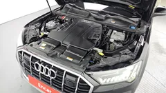 2021 Audi Q7 45 TDI Quattro Premium, чёрный — фото 6
