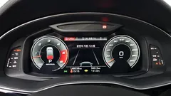 2021 Audi Q7 45 TDI Quattro Premium, чёрный — фото 8