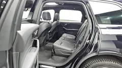 2021 Audi Q7 45 TDI Quattro Premium, чёрный — фото 15