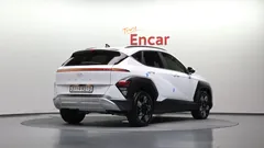 2023 Hyundai Kona Premium, белый — фото 2