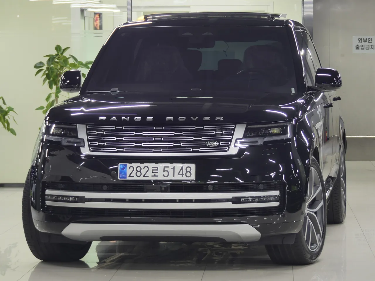 2023 Land Rover Range Rover P530 Autobiography Long Wheel Base