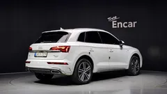 2022 Audi Q5 40 TDI Quattro Premium — фото 2