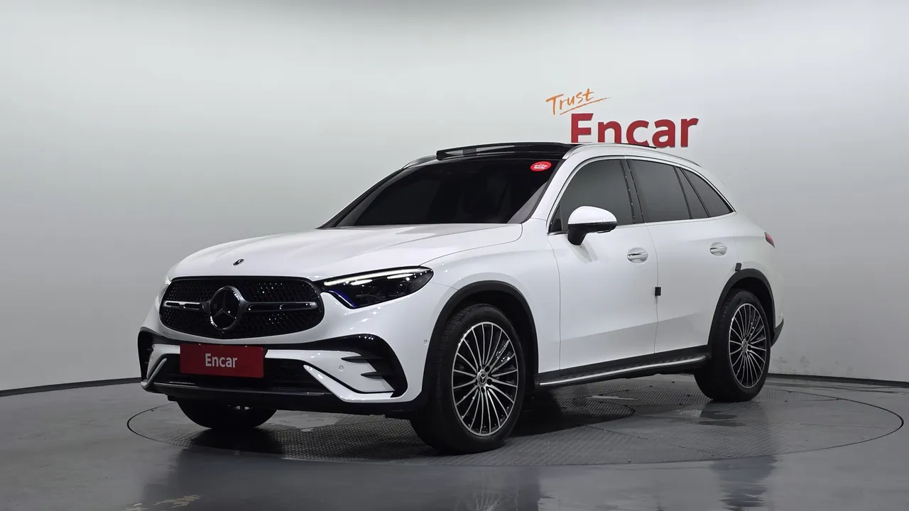 2024 Mercedes-Benz GLC-Class GLC300 4MATIC AMG Line