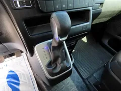 2023 Hyundai Staria Cargo 5-Seater — фото 10