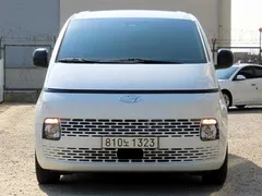 2023 Hyundai Staria Cargo 5-Seater — фото 13