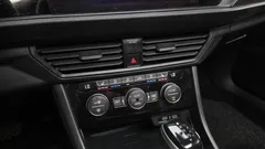 2023 Volkswagen Jetta 1.5 TSI Prestige — фото 17