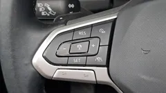 2023 Volkswagen Tiguan 2.0 TDI Prestige — фото 18
