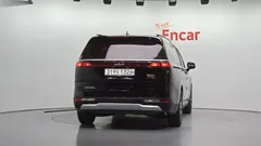 2023 Kia Carnival Diesel 9-Seater Prestige — фото 4