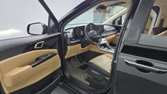 2023 Kia Carnival Diesel 9-Seater Prestige — фото 10