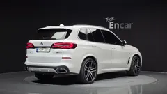 2022 BMW X5 xDrive 40i M sports Onlie Exclusive Edition — фото 2