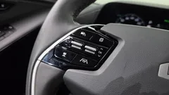 2022 Kia Niro Signature, белый — фото 19