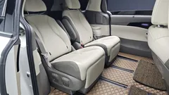 2023 Kia Carnival Diesel 7-Seater Signature — фото 11