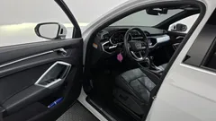 2023 Audi Q3 35 TDI Premium — фото 10