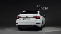 2021 Volkswagen Jetta 1.4 TSI Prestige — фото 4