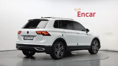 2022 Volkswagen Tiguan 2.0 TDI Prestige, белый — фото 2