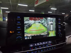 2022 Toyota Sienna 2.5 Hybrid 2WD, белый — фото 18
