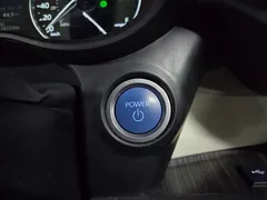 2022 Toyota Sienna 2.5 Hybrid 2WD, белый — фото 19
