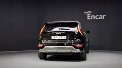 2022 Kia Niro Signature — фото 4