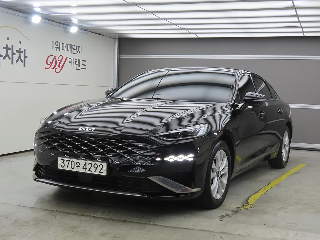 2023 Kia K8 2.5 Gasoline 2WD