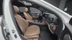2023 Mercedes-Benz E-Class E250 AMG Line — фото 10