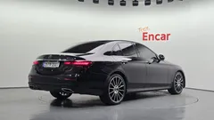 2023 Mercedes-Benz E-Class E350 4MATIC AMG Line — фото 2