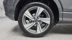 2023 Audi Q2 35 TDI Premium, серый — фото 5