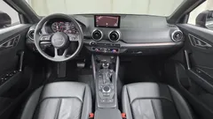 2023 Audi Q2 35 TDI Premium, серый — фото 7