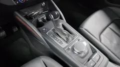 2023 Audi Q2 35 TDI Premium, серый — фото 9