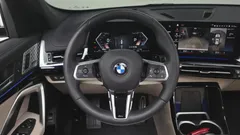 2024 BMW X1 xDrive 20i M Sport, белый — фото 13