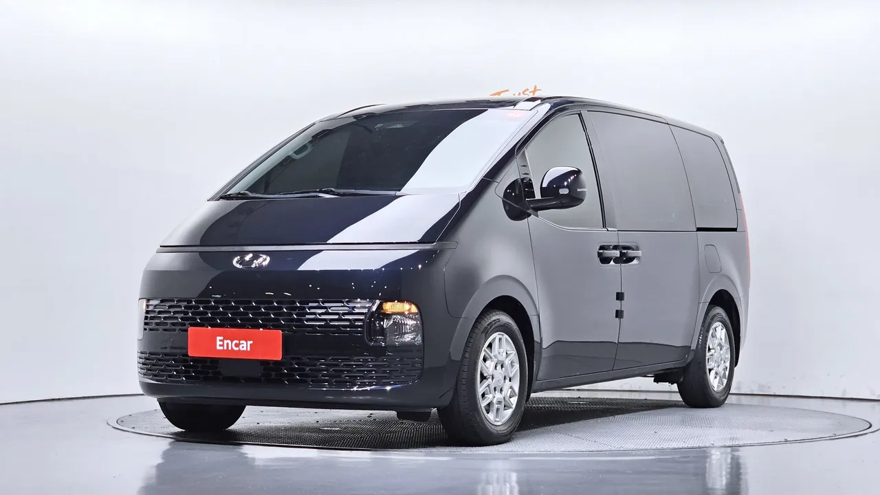 2024 Hyundai Staria Cargo 5-Seater