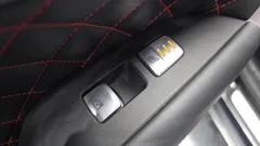 2022 Genesis G70 Gasoline 2.0T 4WD — фото 19
