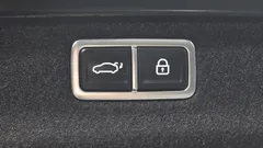 2022 Genesis G70 Gasoline 2.0T 4WD — фото 20