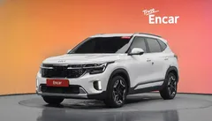 2023 Kia Seltos Gasoline 1.6 Turbo 2WD, белый — фото 1