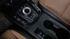 2023 Kia Seltos Gasoline 1.6 Turbo 2WD, белый — фото 9
