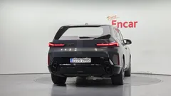2023 BMW XM 4.4, серый — фото 4