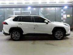 2022 Toyota RAV4 2.5 4WD Hybrid, белый — фото 3