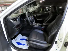2022 Toyota RAV4 2.5 4WD Hybrid, белый — фото 6