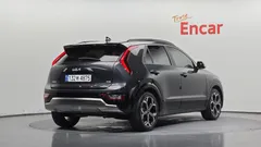 2022 Kia Niro Prestige — фото 2