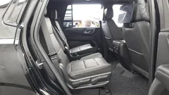 2023 ChevroletGMDaewoo Tahoe 6.2 Dark Knight 4WD, чёрный — фото 12