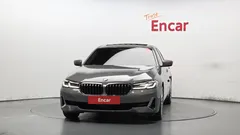 2022 BMW 5-Series 520i Luxury — фото 3