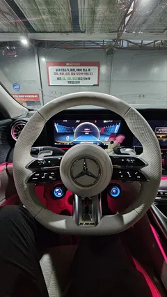 2023 Mercedes-Benz AMG GT 4Door 43 4MATIC+ Dynamic — фото 17